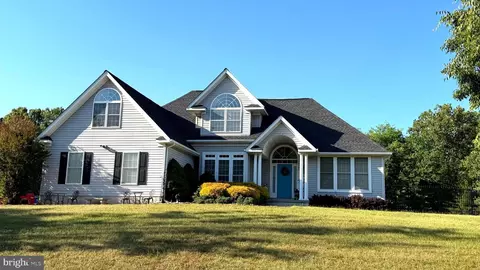 13100 Hillmeade Ct, Charlotte Hall, MD 20622