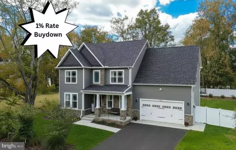 12127 Riverview Dr, Newburg, MD 20664