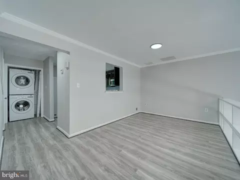 Living - 24 Keepsake Pl, Waldorf, MD 20602 photo 6 of 10