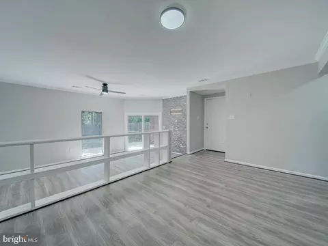 Living - 24 Keepsake Pl, Waldorf, MD 20602 photo 8 of 10