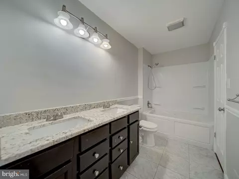 Bath - 24 Keepsake Pl, Waldorf, MD 20602 photo 1 of 2