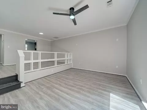 Living - 24 Keepsake Pl, Waldorf, MD 20602 photo 4 of 10
