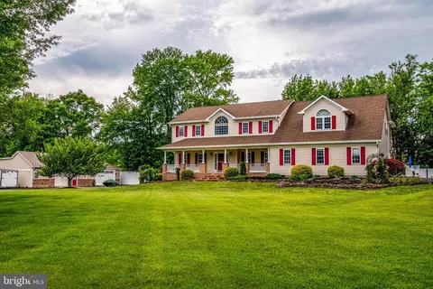 2905 B Chestnut Dr, Waldorf, MD 20603