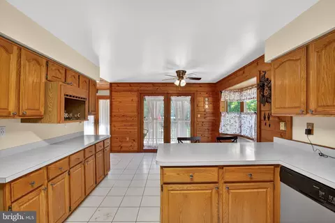 Kitchen - 14575 Honeysuckle Way, Issue, MD 20645 photo 3 of 5