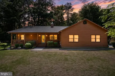 Exterior - 14575 Honeysuckle Way, Issue, MD 20645 photo 10 of 12