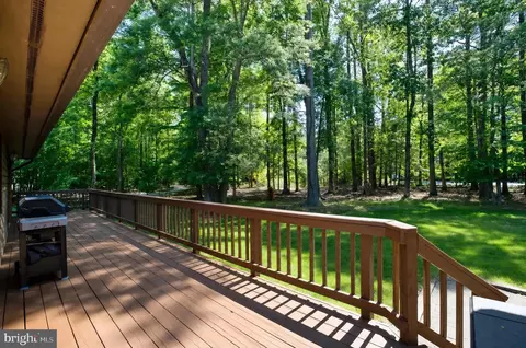 Exterior - 14575 Honeysuckle Way, Issue, MD 20645 photo 7 of 12