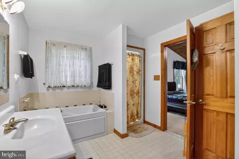 Bath - 14575 Honeysuckle Way, Issue, MD 20645 photo 1 of 3