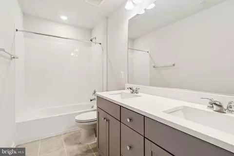 Entry Way - 2767 Bear Claw Pl, Waldorf, MD 20601 photo 6 of 9