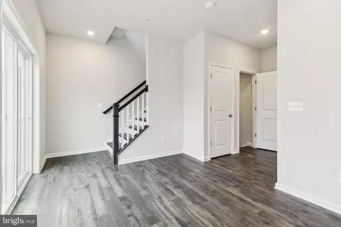 Entry Way - 2767 Bear Claw Pl, Waldorf, MD 20601 photo 7 of 9