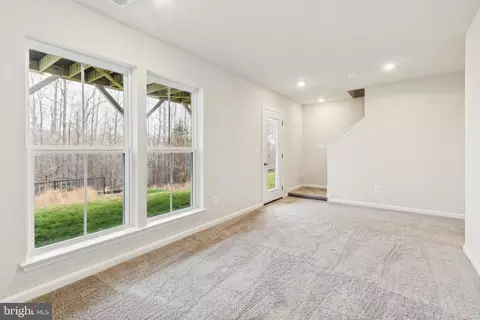 Living - 2767 Bear Claw Pl, Waldorf, MD 20601 photo 3 of 3