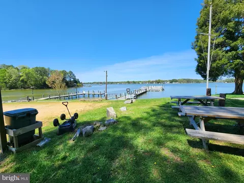 14875 Buckingham Ct, Swan Point, MD 20645 photo 10
