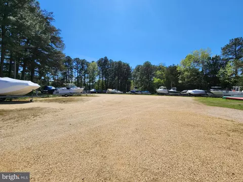 14875 Buckingham Ct, Swan Point, MD 20645 photo 12