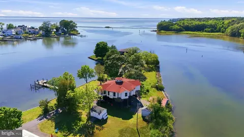 13008 Pine Grove Rd, Newburg, MD 20664