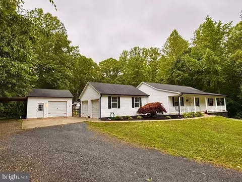 6975 Orchard View Ln, Hughesville, MD 20637