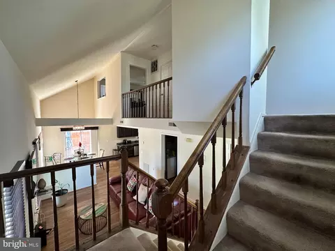 Entry Way - 3433 A Azalea Pl, Waldorf, MD 20602 photo 7 of 8