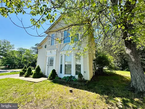 Exterior - 3433 A Azalea Pl, Waldorf, MD 20602 photo 5 of 11