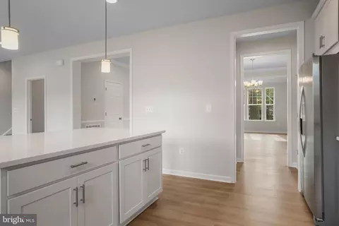 Entry Way - 15115 Bayshire Pl, Swan Point, MD 20645 photo 10 of 18