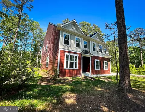 Exterior - 15115 Bayshire Pl, Swan Point, MD 20645 photo 4 of 21