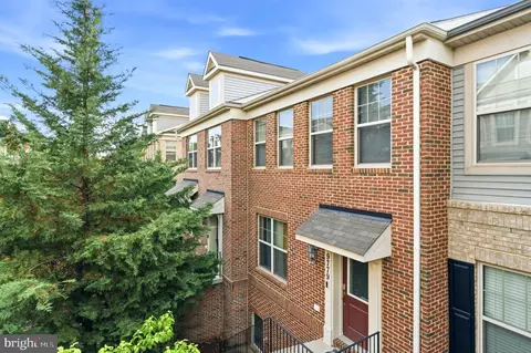 9779 Kilt Pl, Waldorf, MD 20601