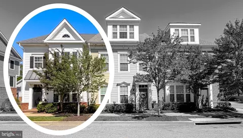 6 Mustang Dr, La Plata, MD 20646