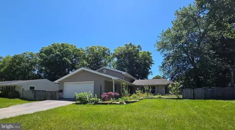 2684 Pinewood Dr, Waldorf, MD 20601