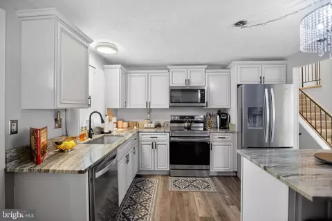 2413 Pinefield Rd, Waldorf, MD 20601