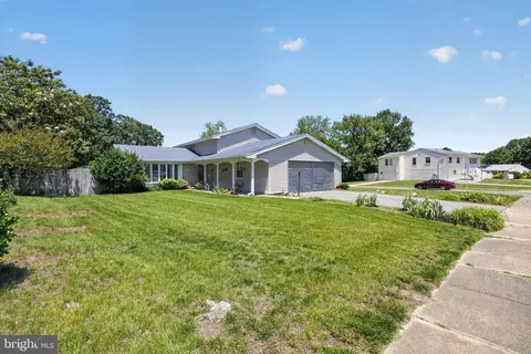 2413 Pinefield Rd, Waldorf, MD 20601