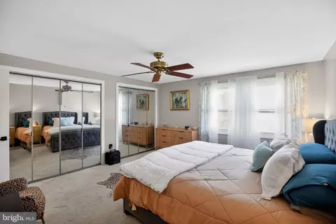 Bedroom - 2413 Pinefield Rd, Waldorf, MD 20601 photo 5 of 8