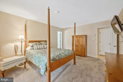 Bedroom - 14600 Honeysuckle Way, Issue, MD 20645 photo 2 of 3