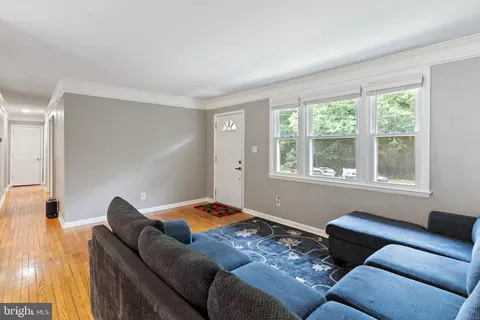 Entry Way - 8430 Warren Dr, Pomfret, MD 20675 photo 2 of 2