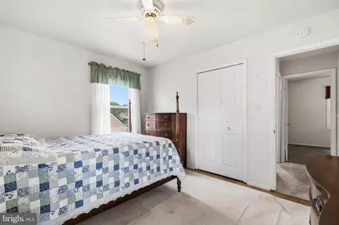 Bedroom - 215 Compton Rd, Waldorf, MD 20602 photo 4 of 8
