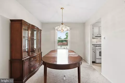Dining - 215 Compton Rd, Waldorf, MD 20602 photo 1 of 3