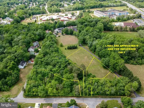 Chebil Place, Waldorf, MD 20603
