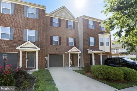 4866 Olympia Pl, Waldorf, MD 20602