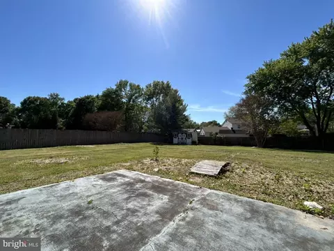 Exterior - 3402 Williamsburg Dr, Waldorf, MD 20601 photo 2 of 7