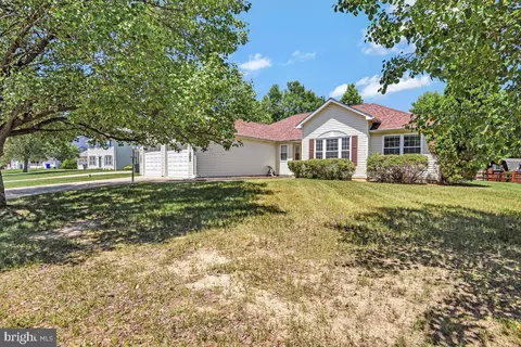 5503 Skipjack Ct, Waldorf, MD 20603