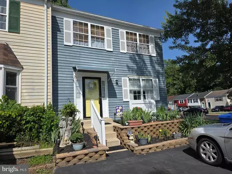 862 Holly Dr, La Plata, MD 20646