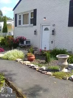 63 Circle Ave, Indian Head, MD 20640