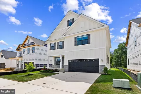 513 Twisted Twig Ln, La Plata, MD 20646