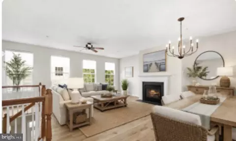 27 Steeplechase Dr, La Plata, MD 20646
