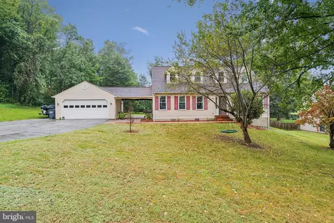 2577 Laurel Branch Dr, Waldorf, MD 20603