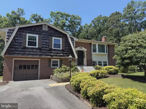 4007 Brewster Ln, Waldorf, MD 20601