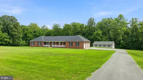 4570 Hawthorne Rd, Indian Head, MD 20640
