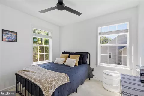 Bedroom - 6735 Mccormick Dr, Bryans Road, MD 20616 photo 4 of 7