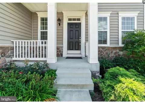 6735 Mccormick Dr, Bryans Road, MD 20616