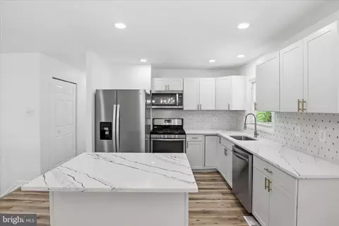 818 Copley Ave, Waldorf, MD 20602