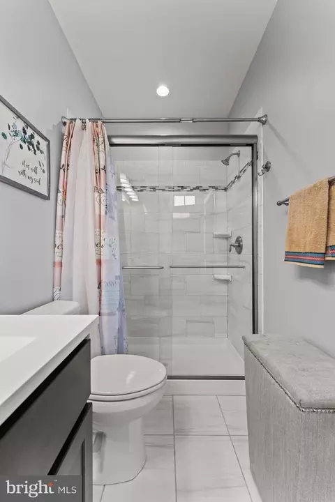 Bath - 982 Rye Dr, La Plata, MD 20646 photo 4 of 4