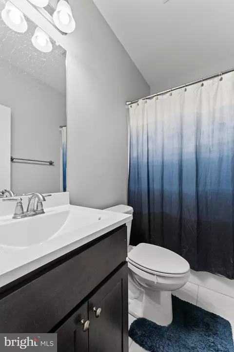Bath - 982 Rye Dr, La Plata, MD 20646 photo 1 of 4