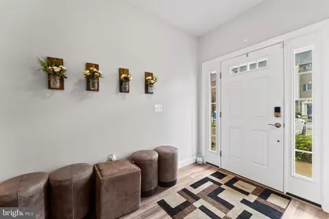 Entry Way - 982 Rye Dr, La Plata, MD 20646 photo 2 of 6