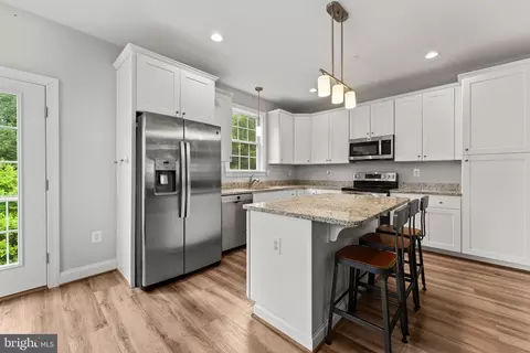 Kitchen - 982 Rye Dr, La Plata, MD 20646 photo 2 of 4
